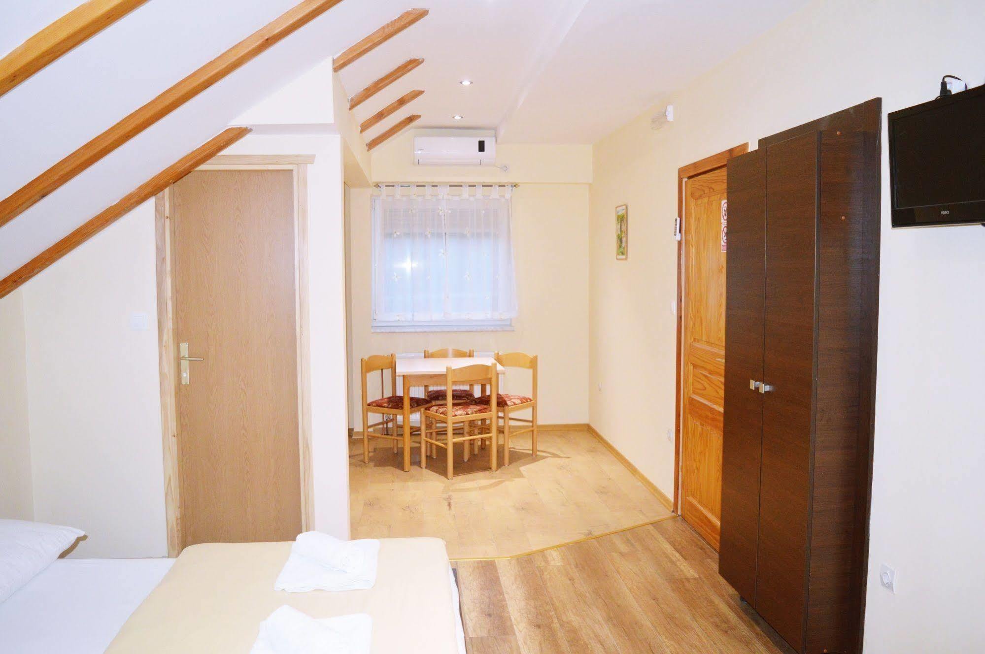 Guesthouse Rubcic ラコヴィツァ エクステリア 写真